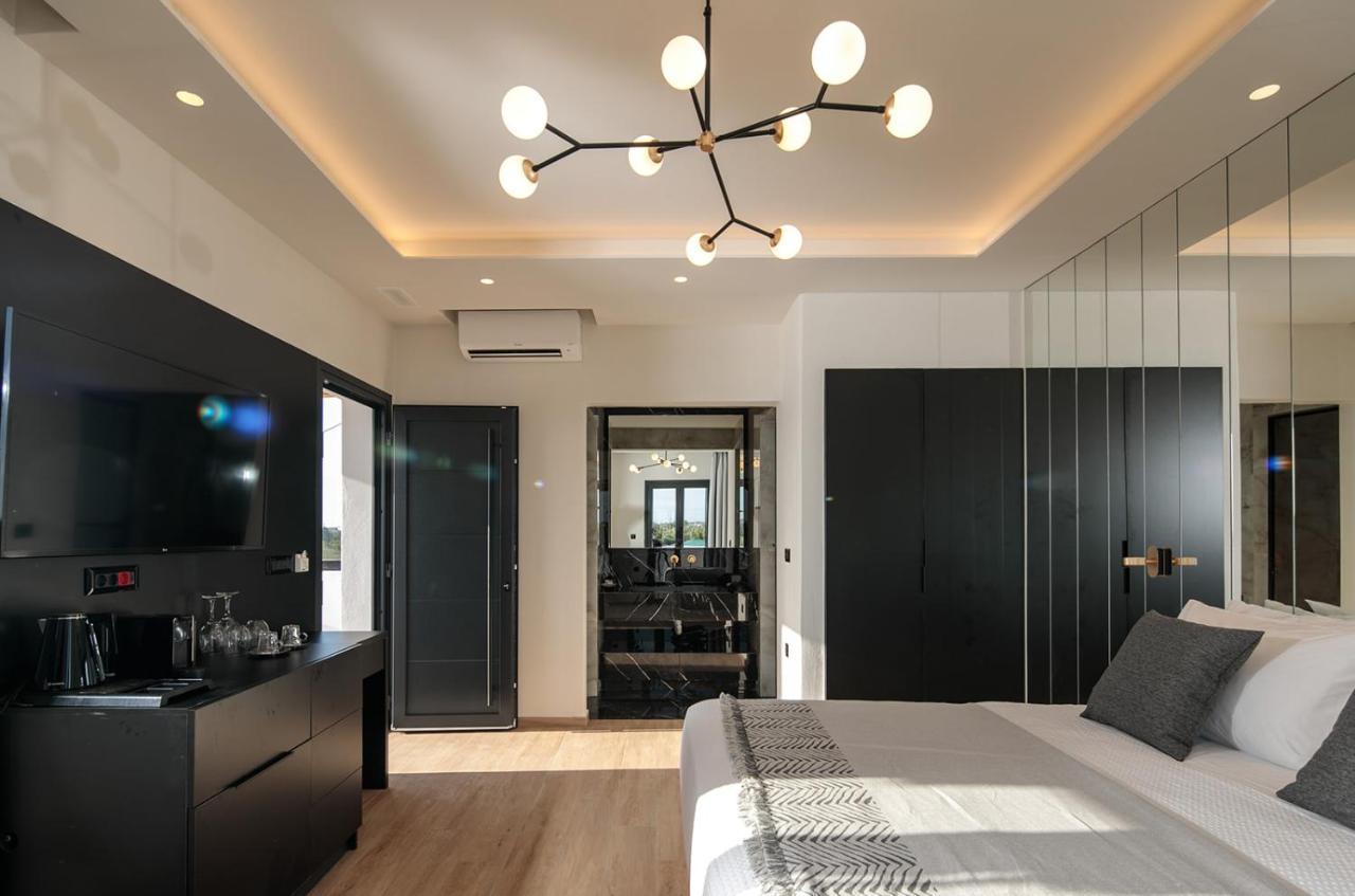 Iphimedeia Luxury Hotel & Suites Naxos City Buitenkant foto