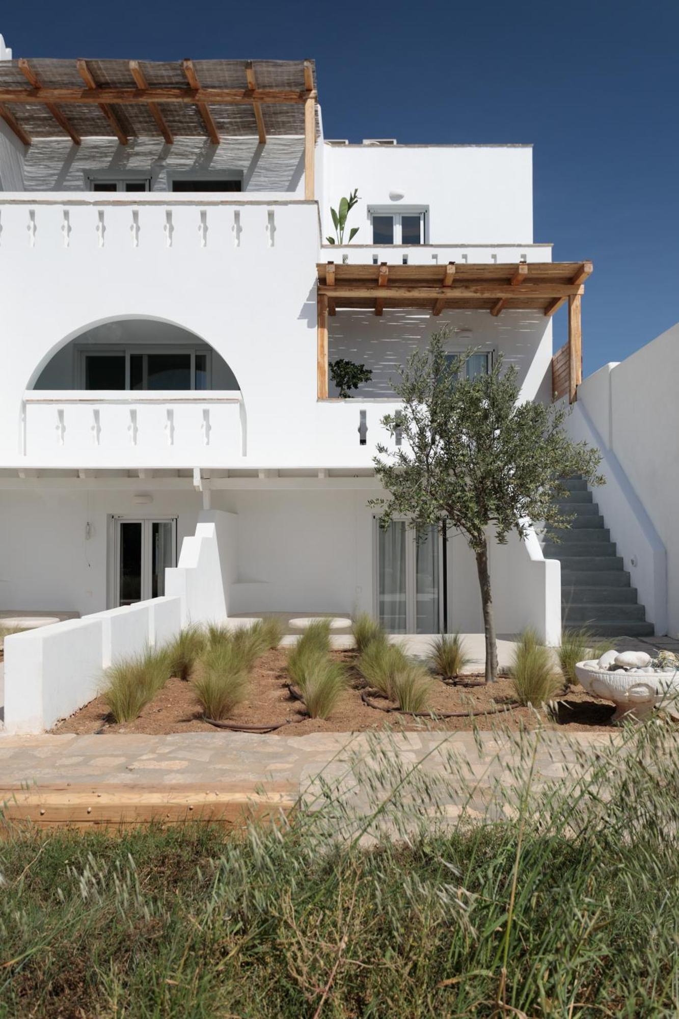Iphimedeia Luxury Hotel & Suites Naxos City Buitenkant foto
