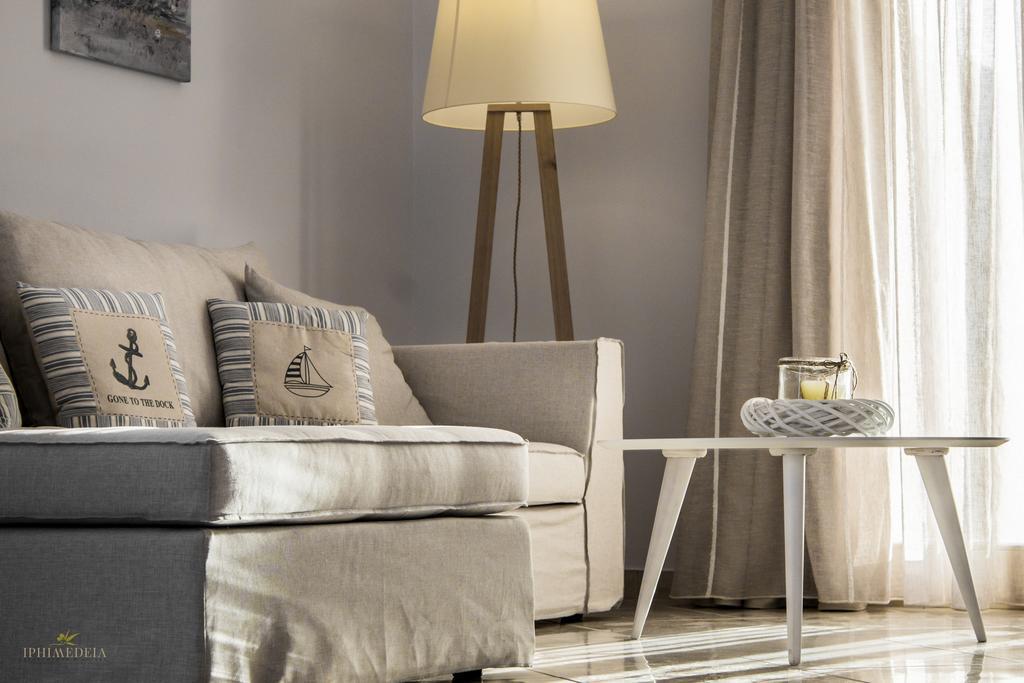 Iphimedeia Luxury Hotel & Suites Naxos City Buitenkant foto